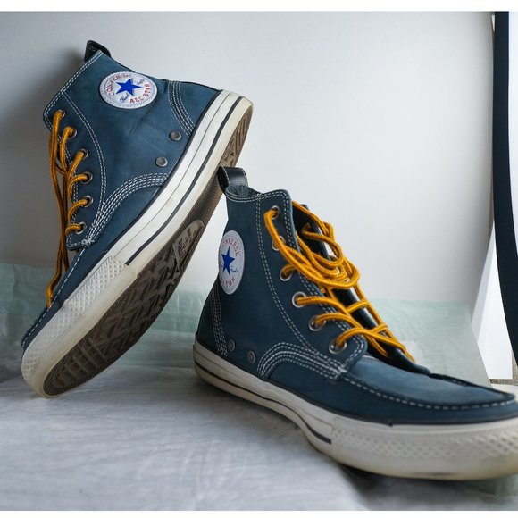 Chuck Taylor All Star Hi Top Soft Leather Boots - Picture 7 of 8